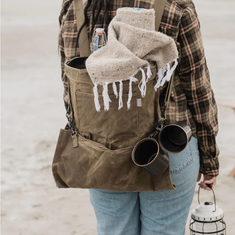 Dark khaki harvest & gather bag